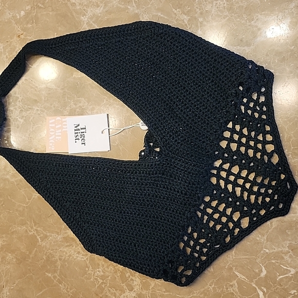 Beautifully made Tiger Mist Augusta Black Crocheted Knit Halter Top, XS - Picture 14 of 16